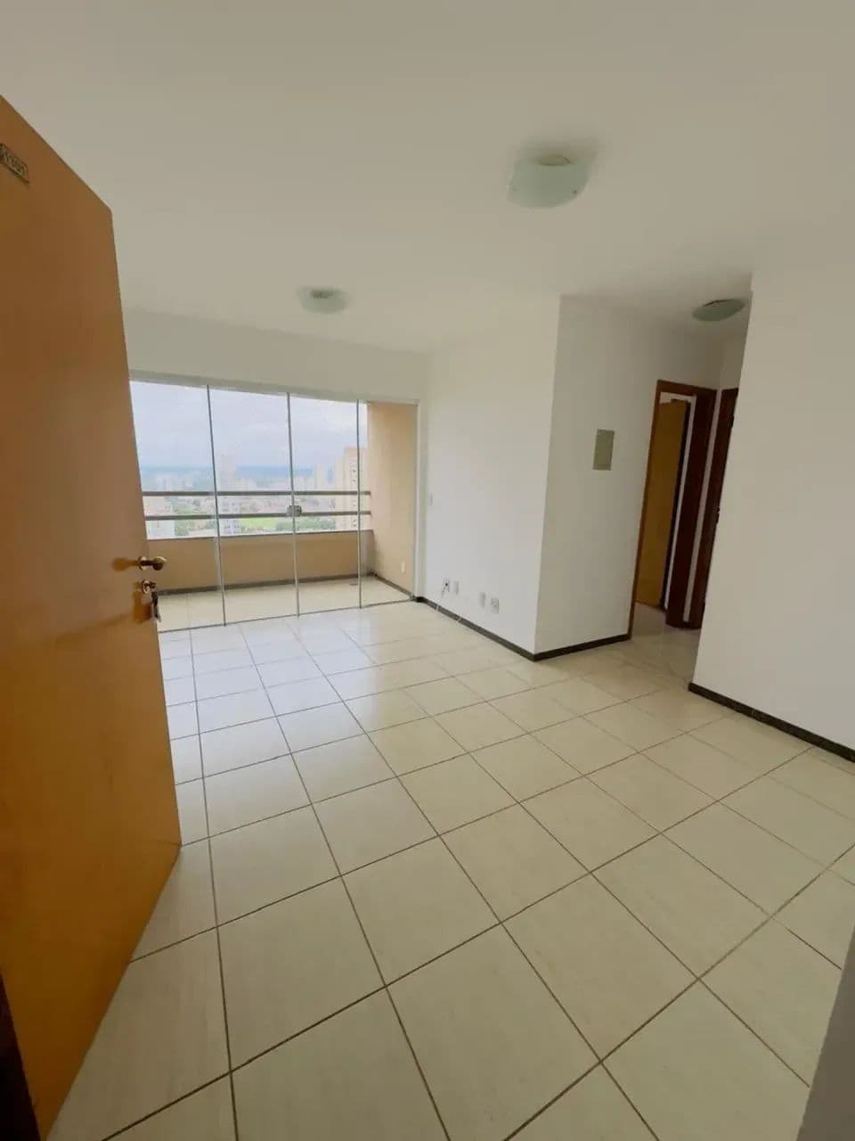 Imóvel para aluguel tem 66 metros quadrados com 2 quartos