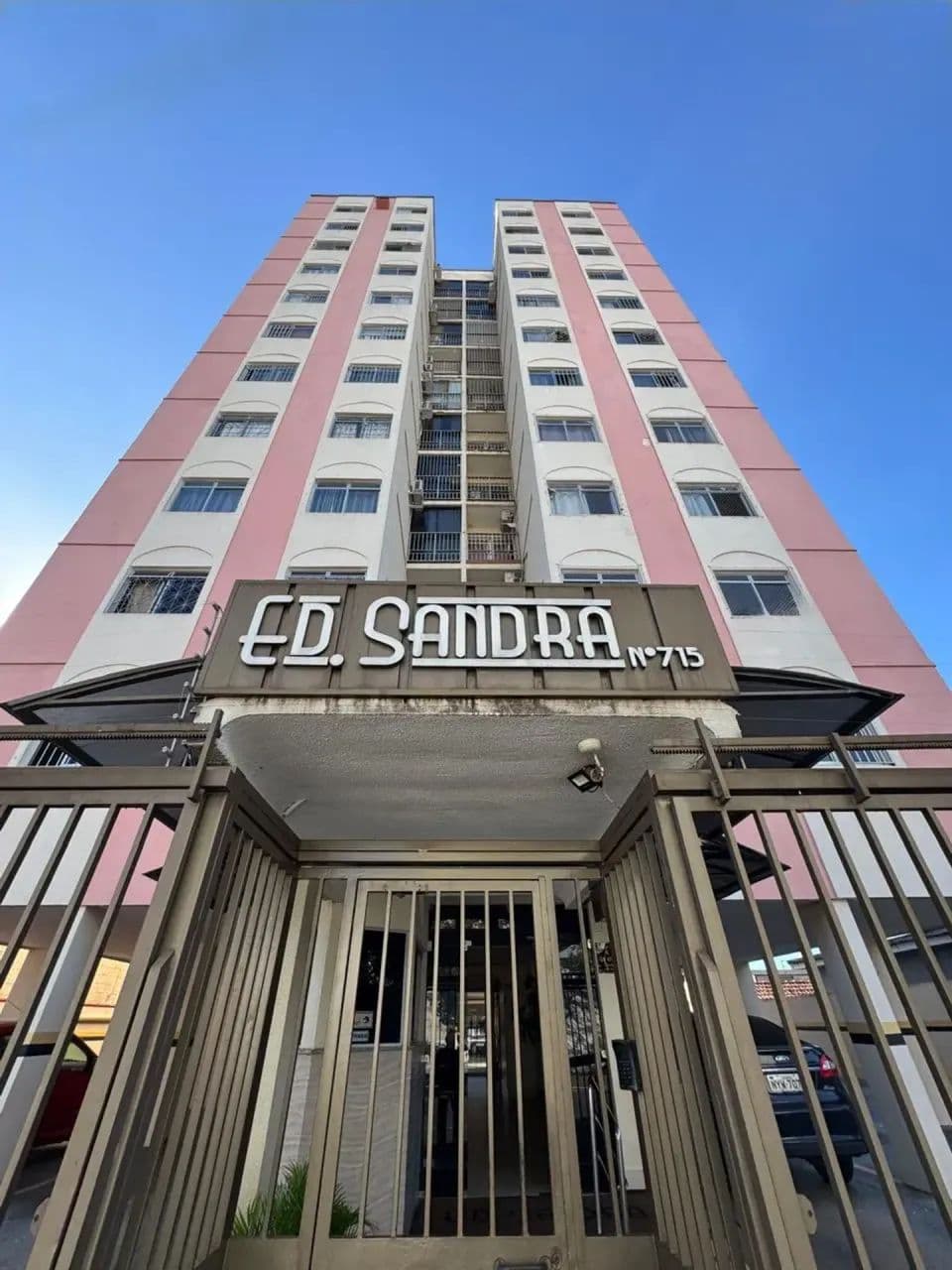 Apartamento - Aluguel 3/4 com Suite - Ed. Sandra - Setor Aeroporto